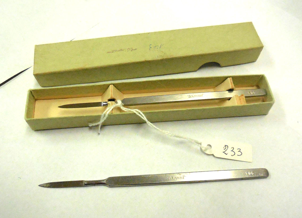 coltellino, di Graefe di Graefe Albrecht von,  (sec. XX)