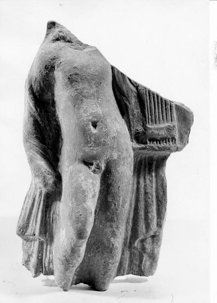 terracotta figurata, culto di Apollo-Hyakinthos - produzione tarantina (secc. IV a.C. - III a.C)