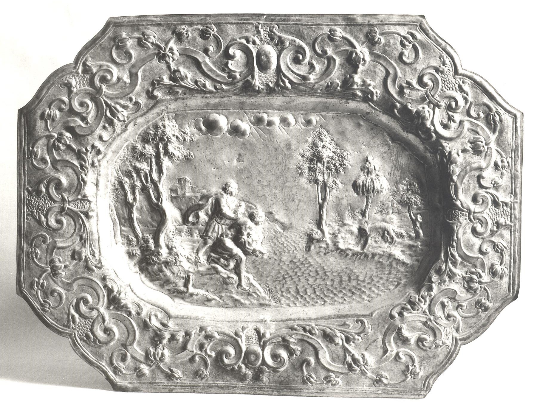 Romolo e Remo allattati dalla lupa (vassoio) - ambito Italia centrale (sec. XVIII)