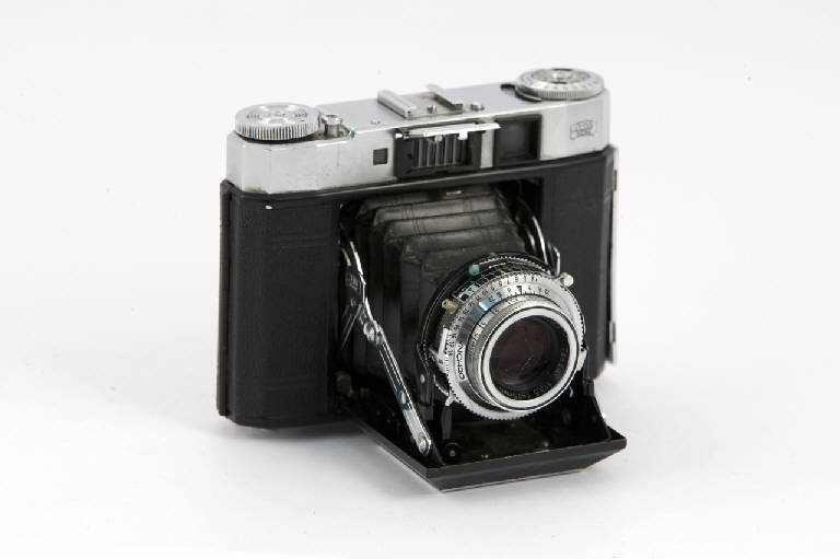 Zeiss Ikon Super Ikonta IV (534/16) (apparecchio fotografico, tascabile, a soffietto estraibile, esposimetro interno, pellicola 120) di Zeiss Ikon, Carl Zeiss (sec. XX)