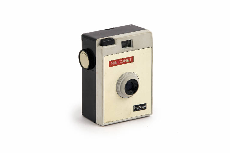 Minicomet (apparecchio fotografico, compatto, a fuoco fisso, a pellicola in rullo 127) di Bencini (sec. XX)