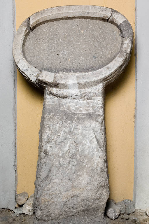 colonnina con decorazione a rilievo, insieme - ambito lombardo (inizio sec. XVII)
