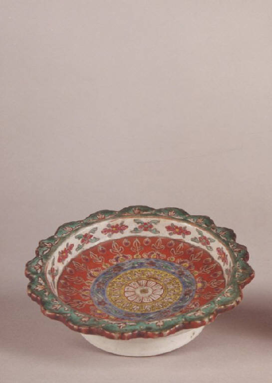 Motivo decorativo floreale (ciotola - con coperchio, opera isolata) - manifattura di Canton (seconda metà sec. XIX)