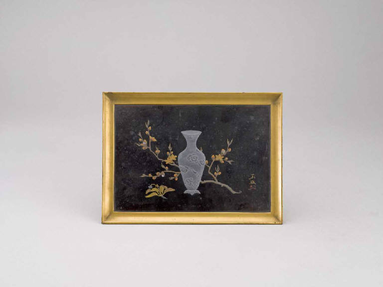 Vaso con fiori (vassoio) - manifattura giapponese (seconda metà sec. XIX)