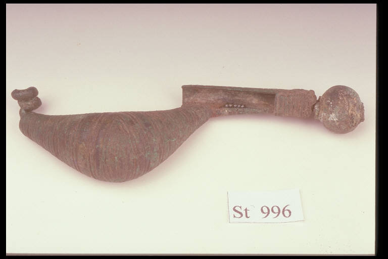 fibula a sanguisuga, DE MARINIS / tipo Lodigiano var. B - cultura di Golasecca (fine/ inizio secc. V/ IV a.C)