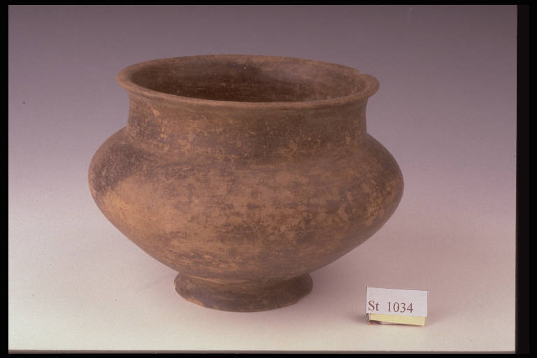 urna globulare - cultura di Golasecca (prima metà sec. VI a.C)