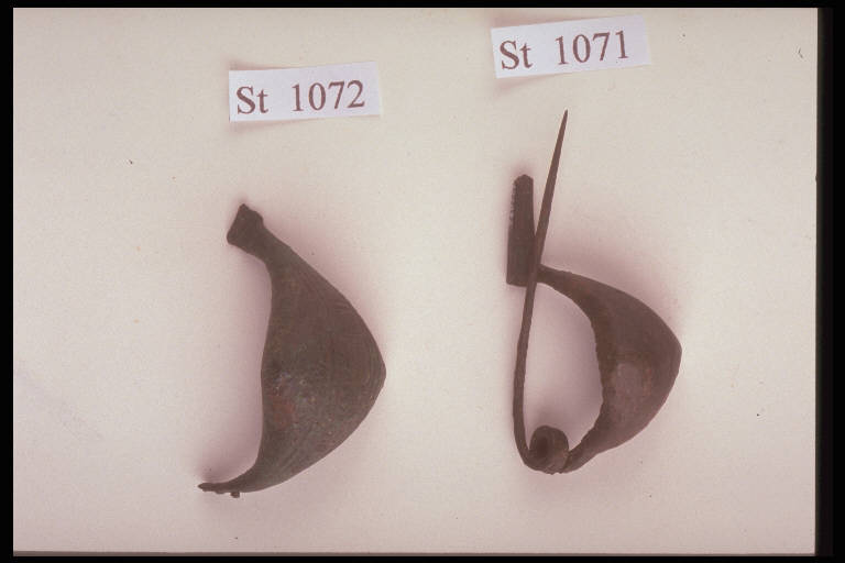 fibula a navicella - cultura di Golasecca (sec. VII a.C)