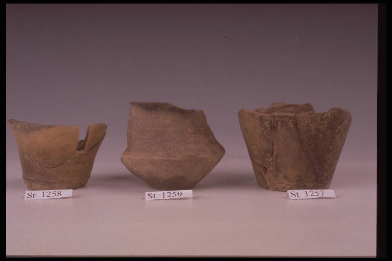 bicchiere carenato - cultura di Golasecca (sec. IX a.C)