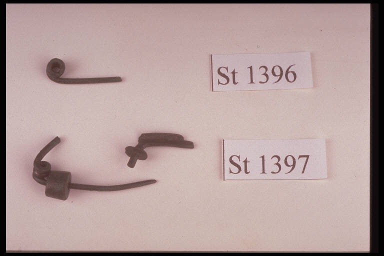 fibula ad arco composito - cultura di Golasecca (sec. V a.C)