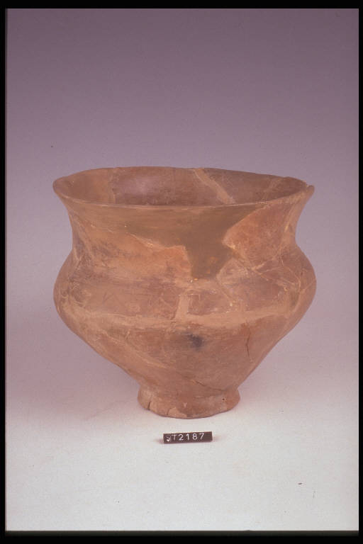 urna globulare - cultura di Golasecca (terzo quarto sec. VI a.C)