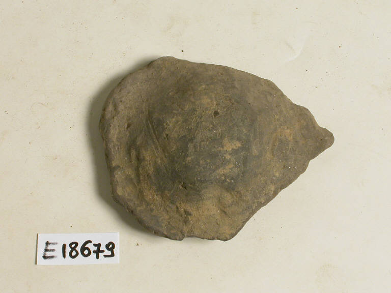fondo concavo - Cultura di Canegrate (sec. XIII a.C)