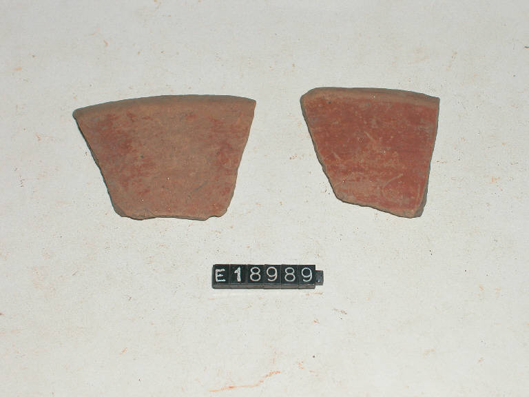 ciotola (frammenti di) - cultura di Golasecca (secc. V/ IV a.C)