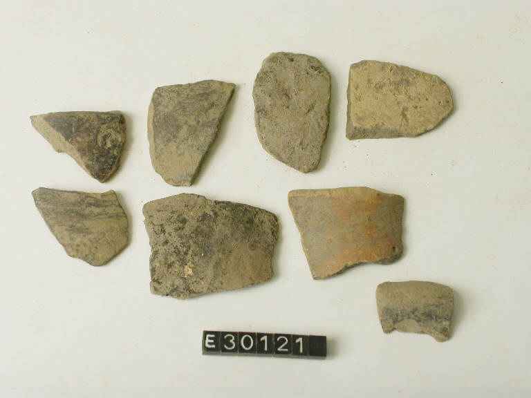 bicchieri (frammenti di) - cultura di Golasecca (secc. V/ IV a.C)