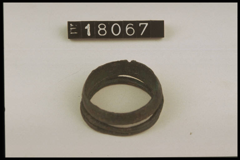 anello a spirale - cultura La Tène (secc. IV/ I a.C)