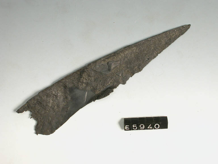 coltello a dorso ricurvo - cultura La Tène (secc. II/ I a.C)