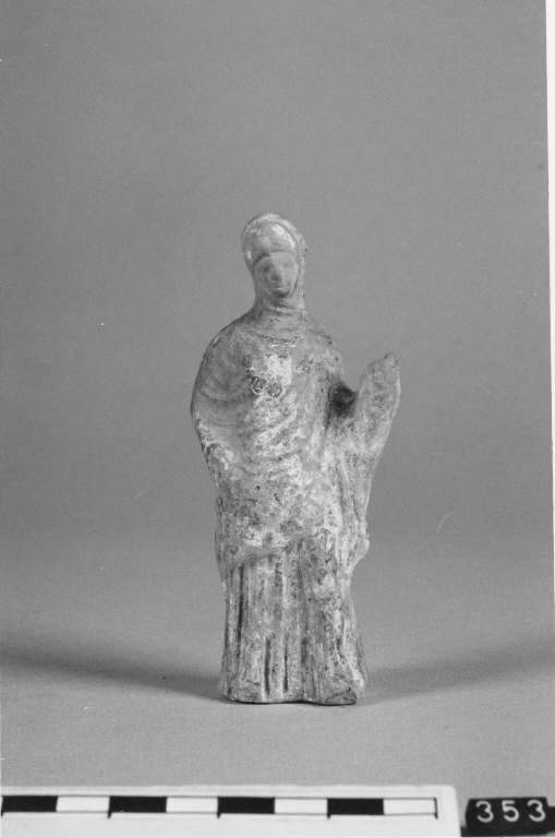 Figura femminile (statuetta) - produzione magno-greca (seconda metà sec. III a.C)