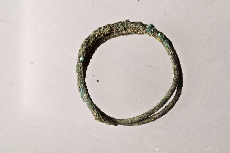 anello in bronzo (secc. VIII/ VI a.C)
