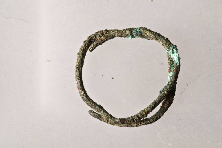 anello (secc. VIII/ VI a.C)