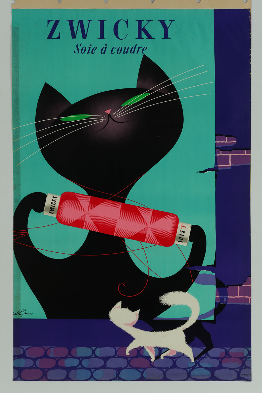 gatto osserva manifesto pubblicitario con gatto che sorregge un rocchetto di filo (manifesto) di Brun Donald (sec. XX)