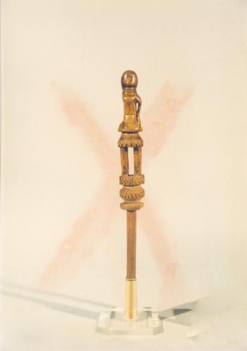 figura femminile (conocchia, conocchie, strumenti da lavoro) - artigianato pastorale (sec. XX prima metà, da 1900 a 1949)