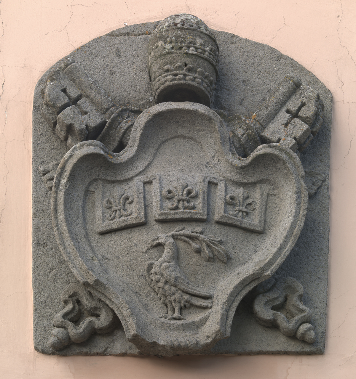 stemma papale di Innocenzo X (rilievo, opera isolata) - manifattura Lazio settentrionale (metà sec. XVII)