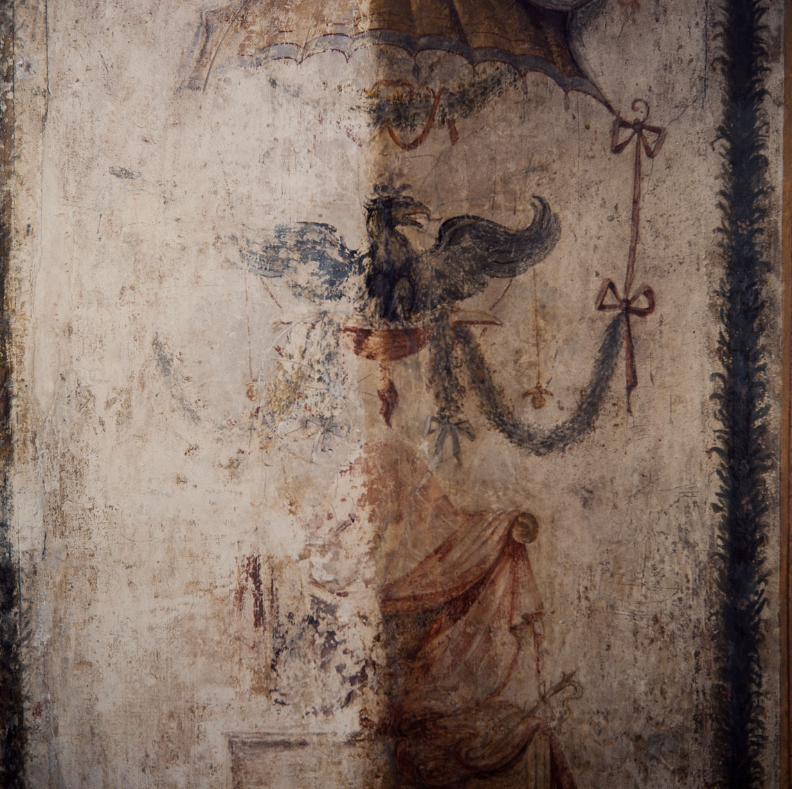 Trono con le vesti di Giove (dipinto murale, serie) di Pippi Giulio detto Giulio Romano, Giovanni da Udine detto Giovanni Ricamatore (sec. XVI)