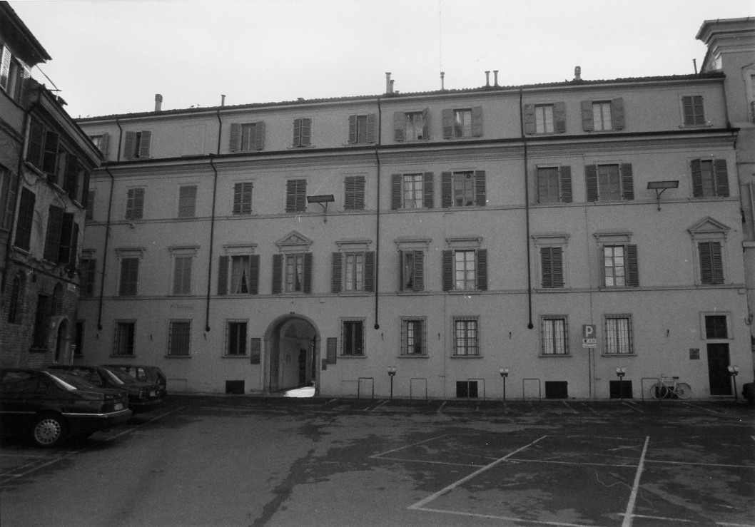 Palazzo Casella (palazzo, nobiliare) - Piacenza (PC)  (sec. XIX, inizio)