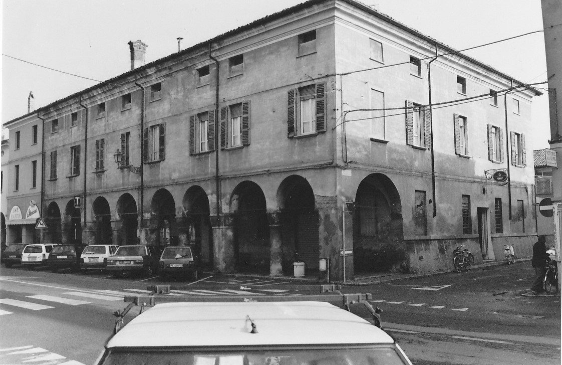 Palazzo Conte di Santa Fiora (palazzo, urbano) - Cortemaggiore (PC) 