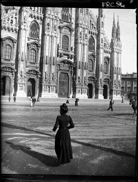 Milano - Duomo - sagrato (negativo) di Rossi, Giovanni Battista (XX)