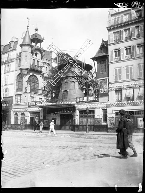 Parigi - Moulin Rouge (negativo) di Rossi, Giovanni Battista (XX)