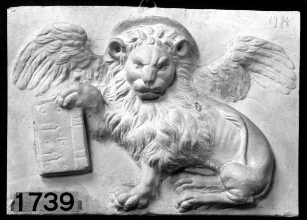 simbolo di San Marco: leone (calco) di Lelli Oronzio (bottega) (ultimo quarto sec. XIX)