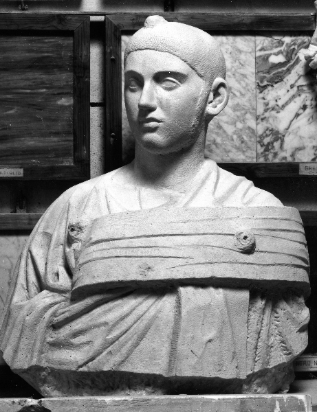 busto ritratto di Alessandro Severo (calco di scultura) di Laboratorio Istituto Statale d'Arte (secondo quarto sec. XX)