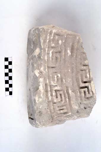 STELE/frammento, Nava, tipo V B - produzione daunia (secc. VI/ V a.C)