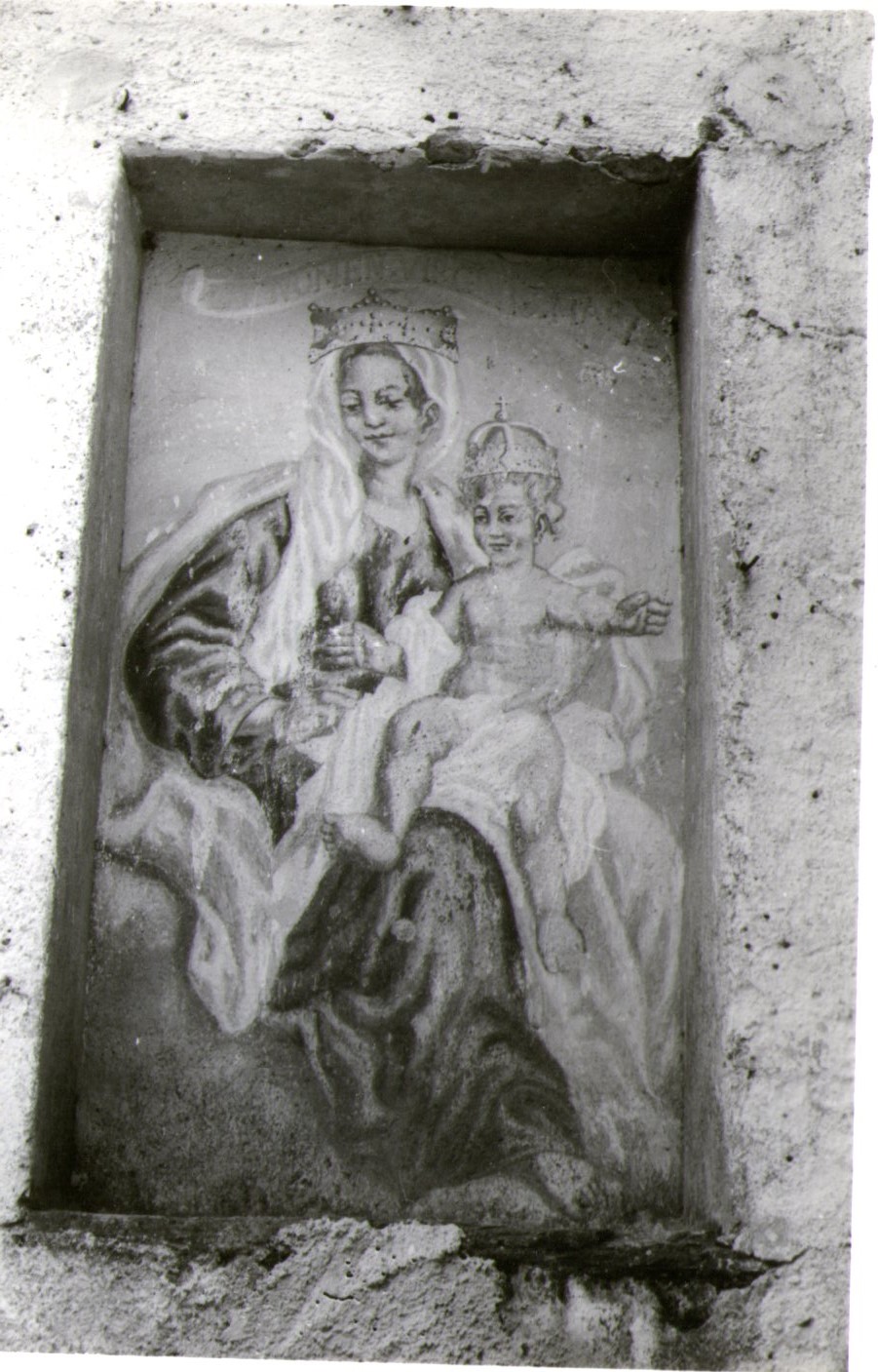 Vergine col Bambino (dipinto murale, opera isolata) - N.R (XX)