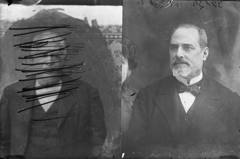 Uomo - Ritratto fotografico (negativo) di anonimo (prima metà XX)