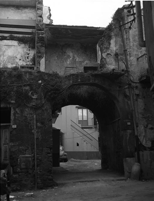 Cortile-Nocera Inferiore (negativo) di Francesco "Cicciotto" Caso (seconda metà XX)