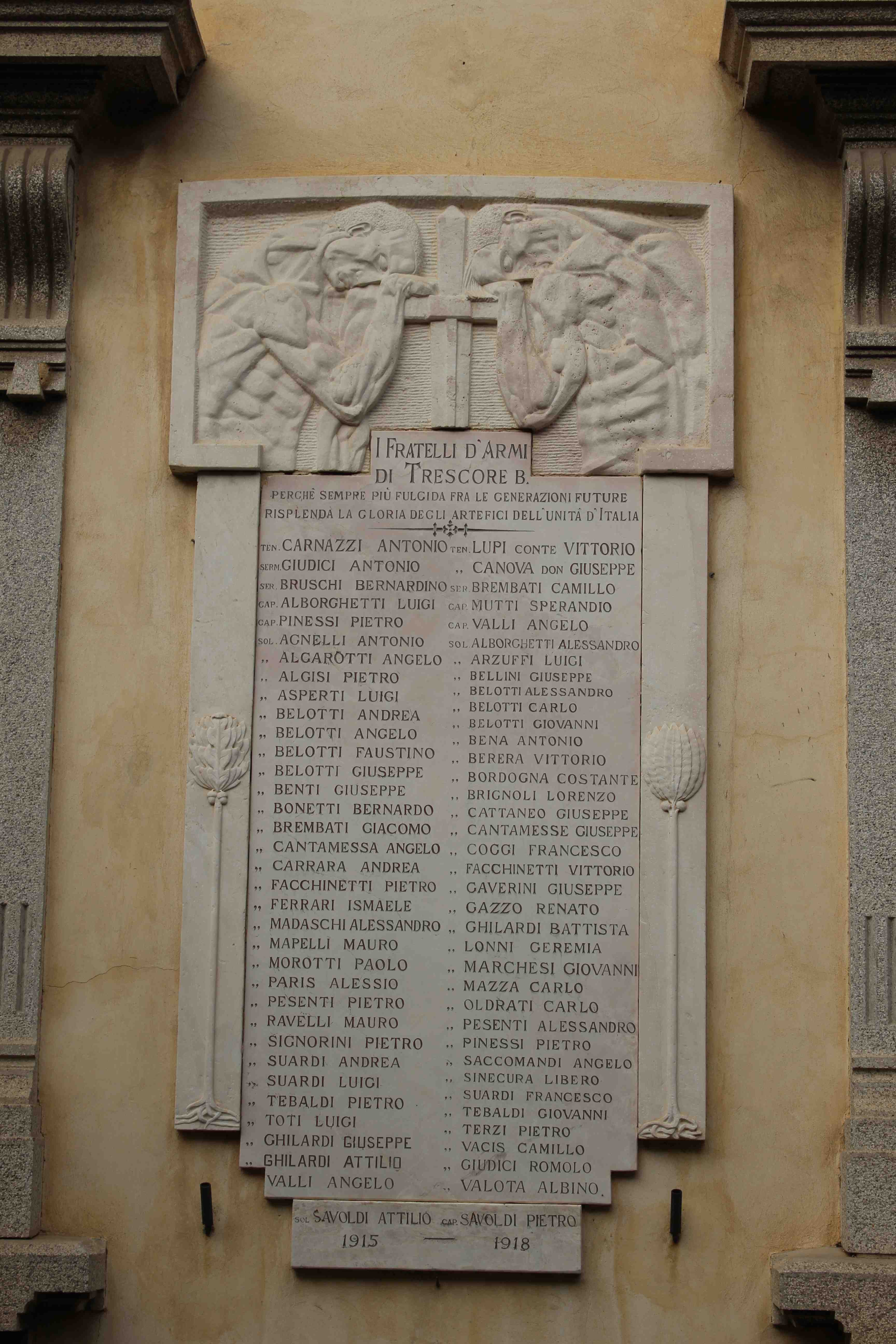 lapide commemorativa ai caduti, opera isolata di Vescovi Tobia (attribuito) (prima metà sec. XX)