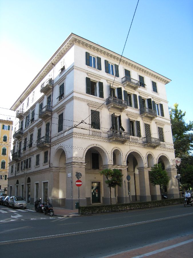 Casa "Ester e Anna Massà" (casa) - La Spezia (SP) 