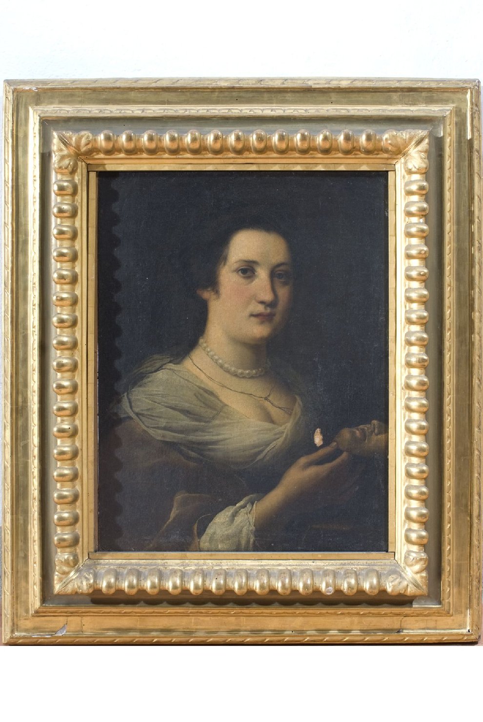 ritratto di attrice (?) (dipinto, opera isolata) - ambito Italia centrale (fine/ inizio secc. XVII/ XVIII)