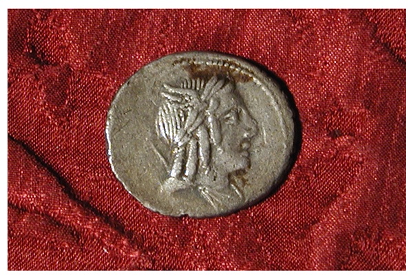 moneta - denario - ambito Roma antica (sec. I a.C)