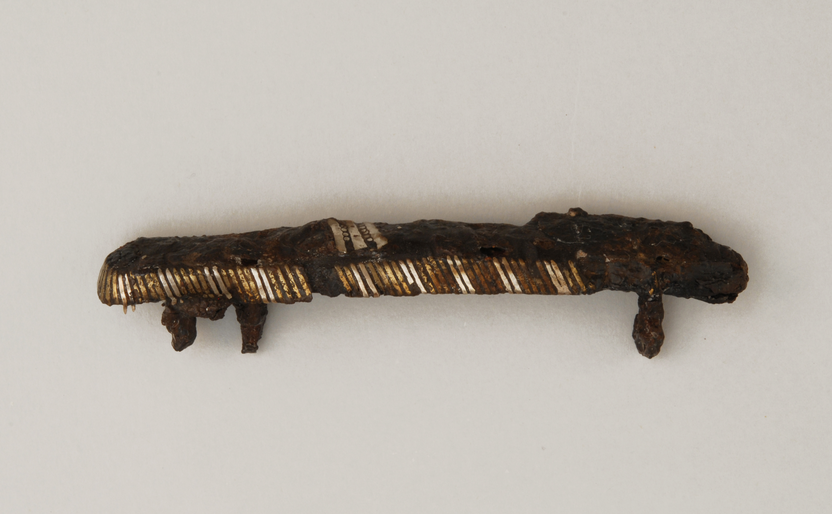 linguetta decorativa di cintura, cintura quintupla - longobardo (sec. VII d.C)