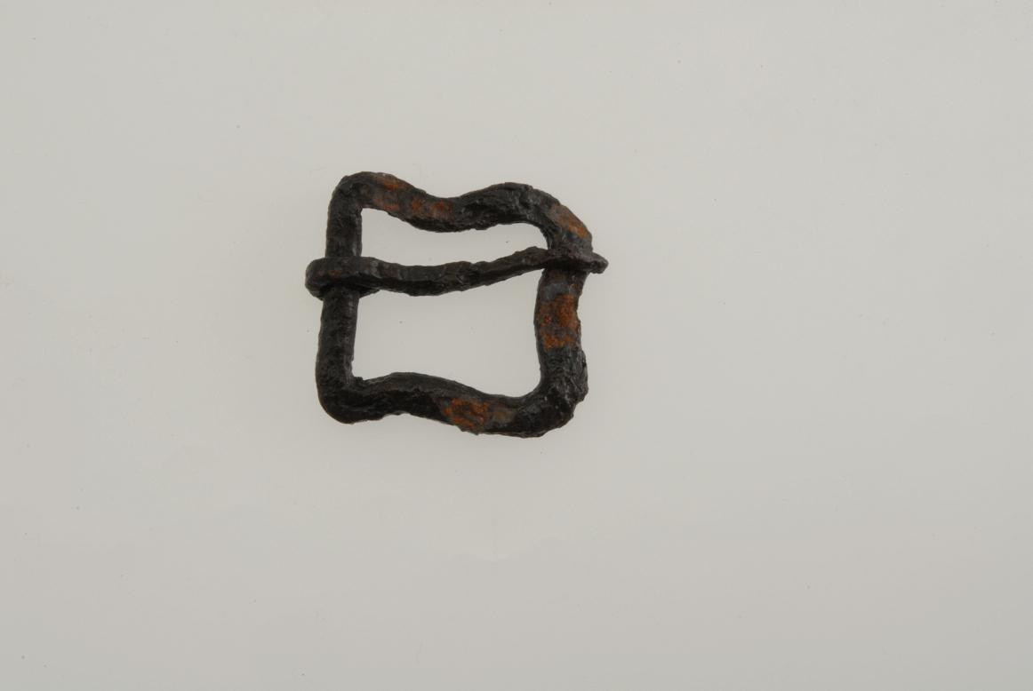 fibbia per cinturino staffa - koinè avara (seconda metà sec. VII d.C)
