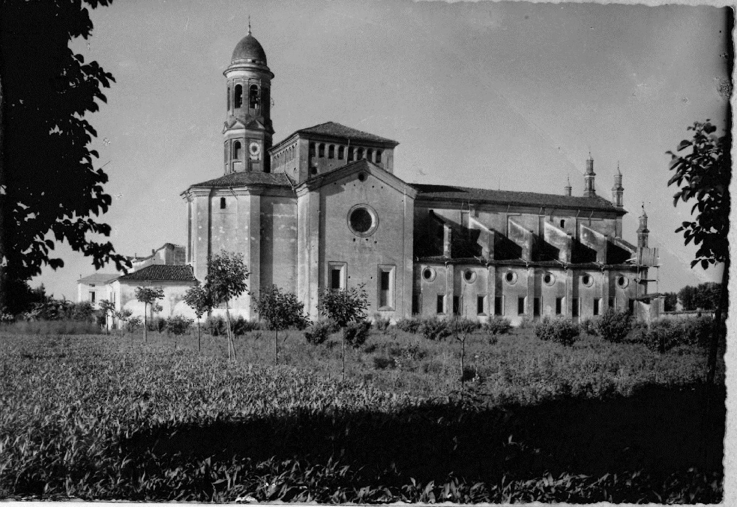 Architettura - Chiese – Apparati ornamentali - Cremona Chiese - Chiesa di San Sigismondo (positivo) di Fazioli, Ernesto (studio) (XX)