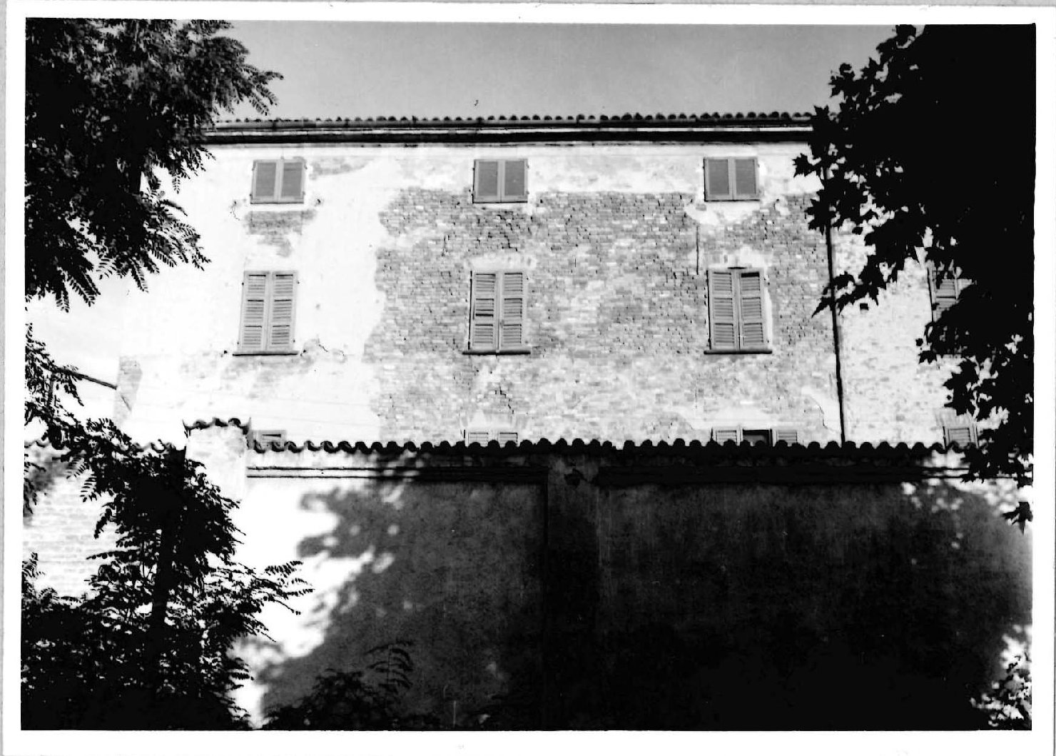 Architettura - Cremona - ex monastero di Santa Chiara - ex caserma Sagramoso (positivo) di Anonimo (seconda metà XX)