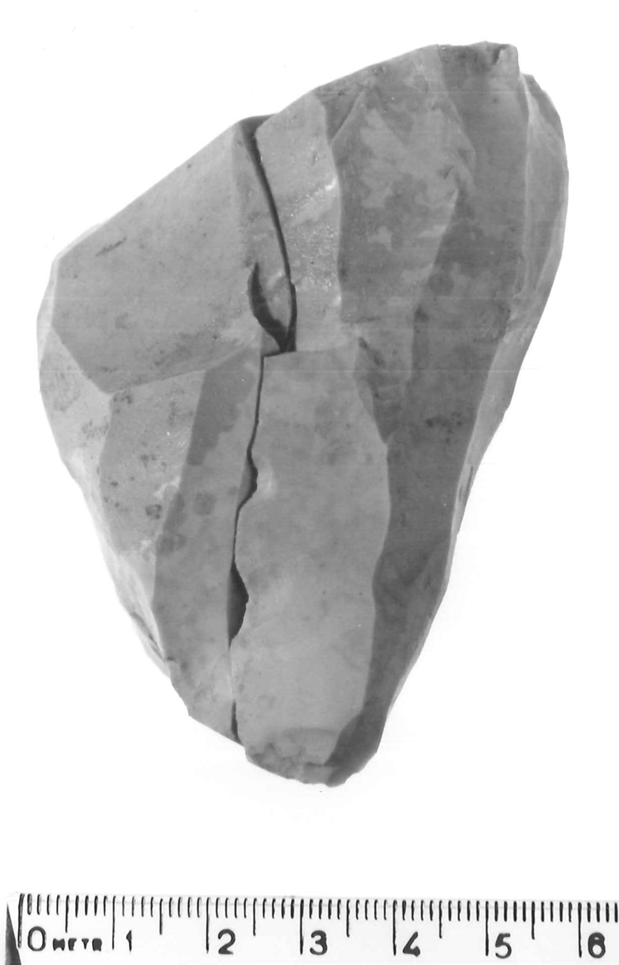nucleo a due piani di percussione opposti - epigravettiano antico (paleolitico superiore)
