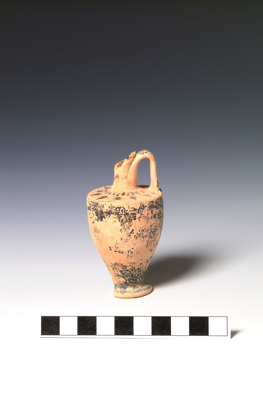 lekythos miniaturistica (primo quarto V sec. a.C)