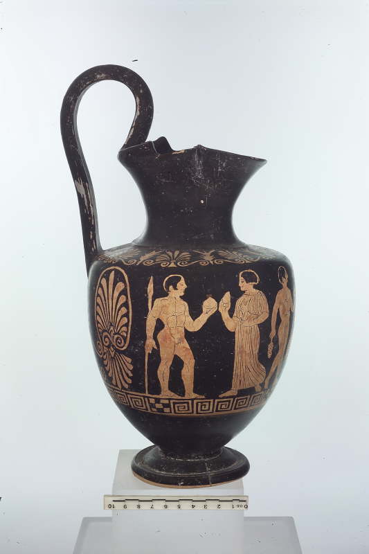 oinochoe (prima metà IV sec. a.C)