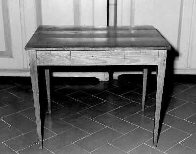 tavolino da gioco - produzione toscana (sec. XIX)