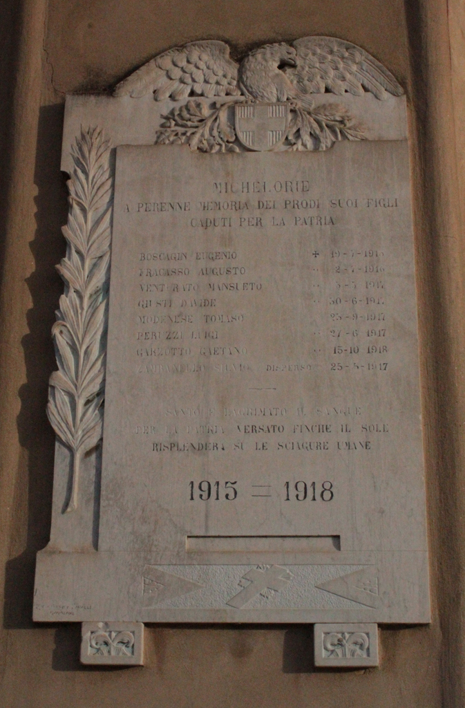 allegoria della Vittoria come aquila (lapide commemorativa ai caduti) - ambito veronese (sec. XX)