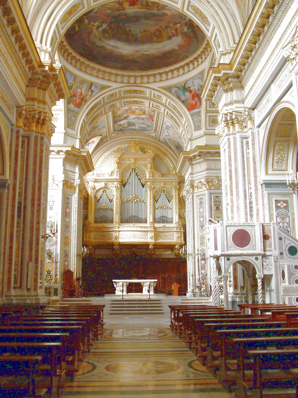 Chiesa della Badia della Trinità (parte longitudinale) (chiesa) - Cava de' Tirreni (SA) 